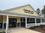 Cancun City bldg.jpg